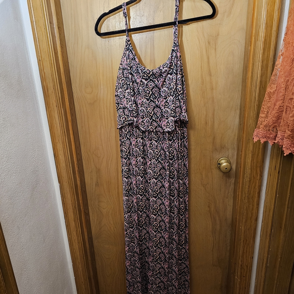 Eye Candy Geometric Maxi Dress in Pink and Black